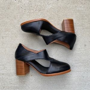 Bali Elf Rain Kiss Leather Booties size 9